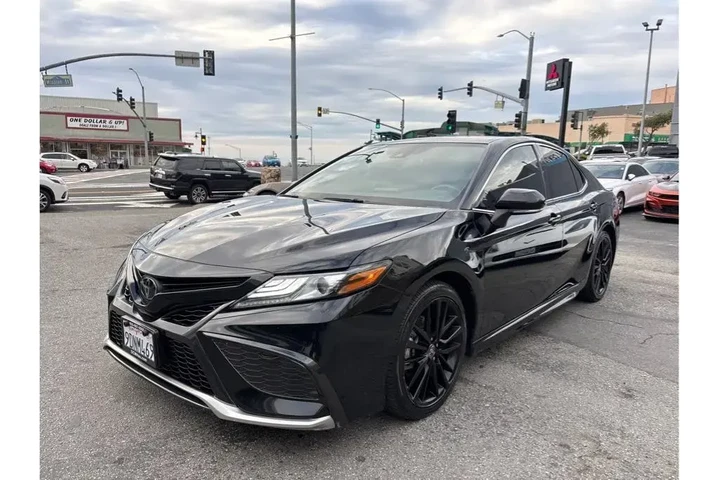 $28388 : Toyota Camry 2023 XSE 4dr Se image 2