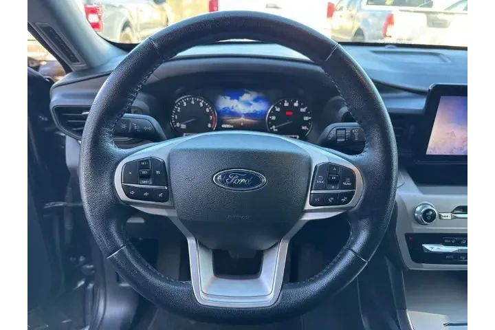 $22945 : Ford Explorer 2022 XLT 4dr S image 7