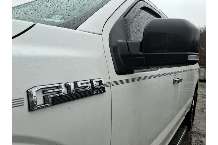 $17927 : Ford F-150 2017 4x4 Lariat 4 image 5