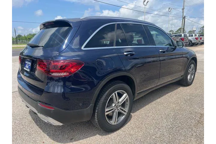 $27995 : Mercedes-Benz GLC 2022 GLC 3 image 9