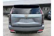 2021 Escalade Luxury 2WD thumbnail