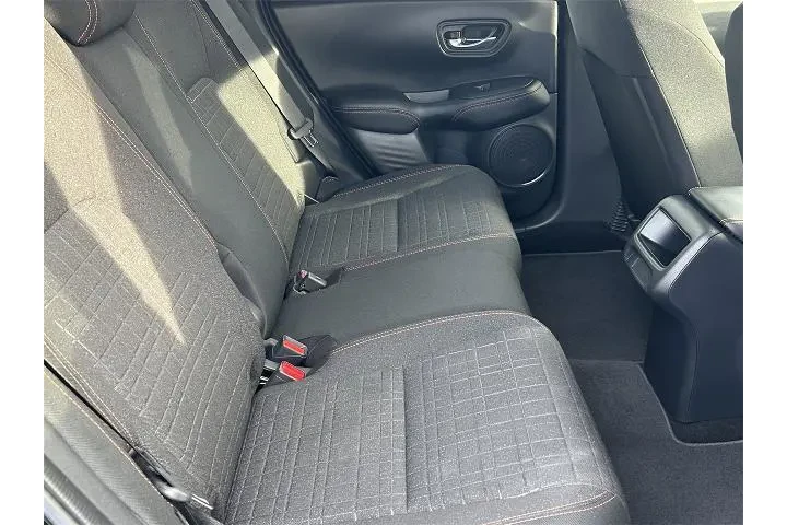 $25658 : Honda HR-V 2024 AWD Sport 4d image 6