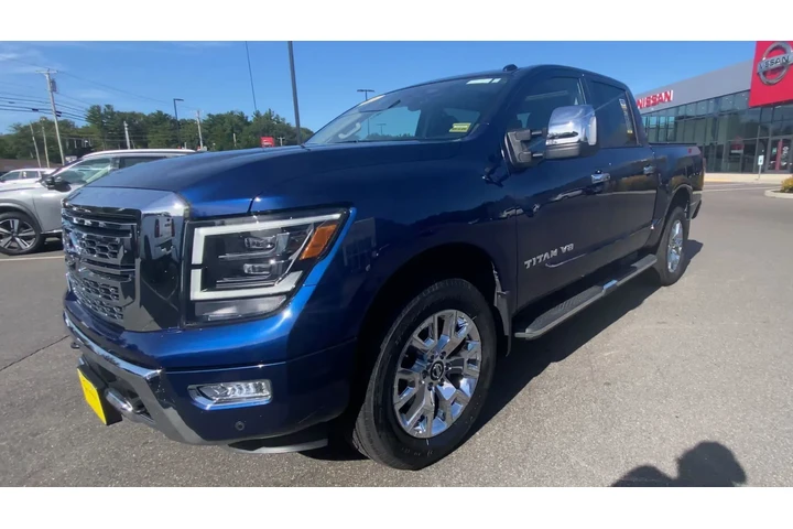 $39642 : Nissan Titan 2020 4x4 SV 4dr image 6