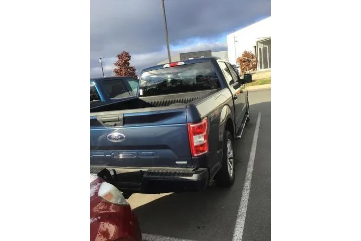 $23206 : Ford F-150 2018 4x2 XL 4dr S image 9