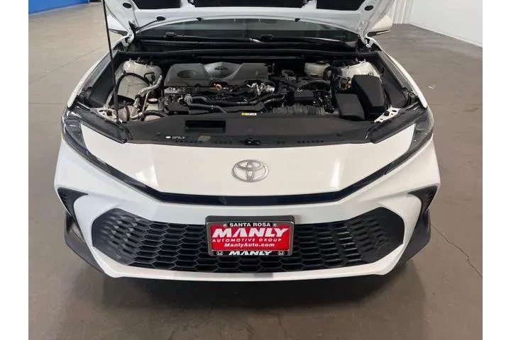 $28775 : Toyota Camry 2025 SE 4dr Sed image 9