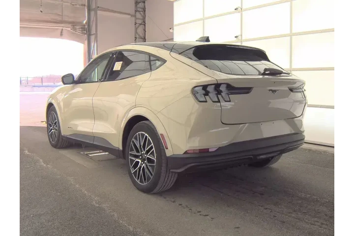 $32999 : Ford Mustang Mach-E 2025 AWD image 7