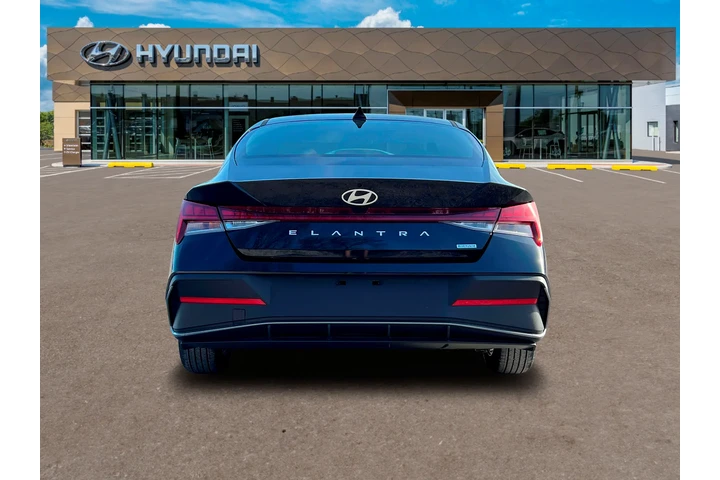 $23000 : Hyundai ELANTRA Hybrid 2025 image 6