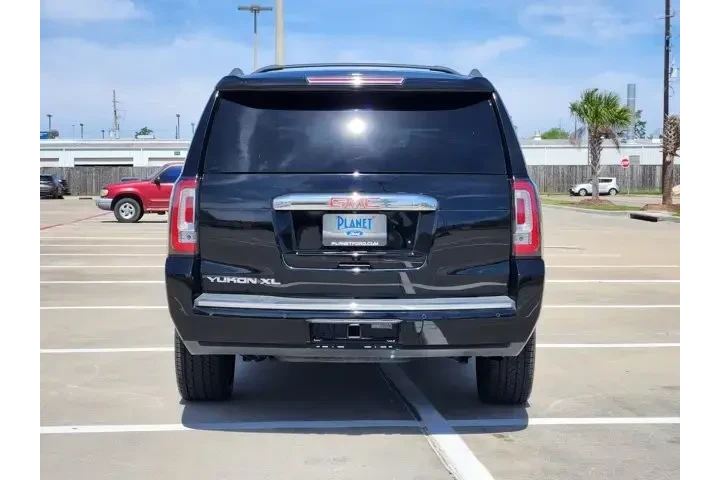 $28296 : GMC Yukon XL 2019 4x4 Denali image 6