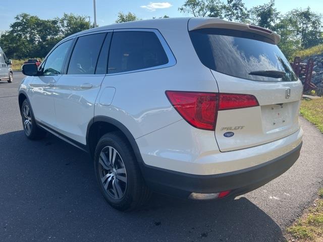 $25998 : PRE-OWNED 2017 HONDA PILOT EX image 9