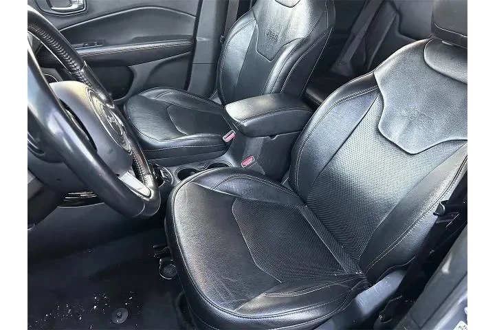 $13994 : Jeep Compass 2019 Limited 4d image 10