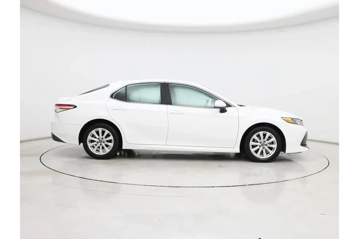 $19998 : Toyota Camry 2019 LE 4dr Sed image 7