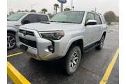 $31228 : Toyota 4Runner 2021 4x4 TRD thumbnail