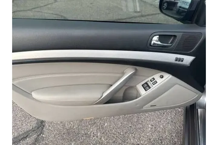 2009 G37 Coupe Sport image 3