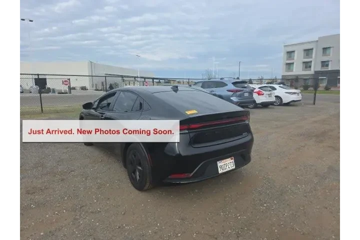 $26500 : Toyota Prius 2025 LE 4dr Hat image 4