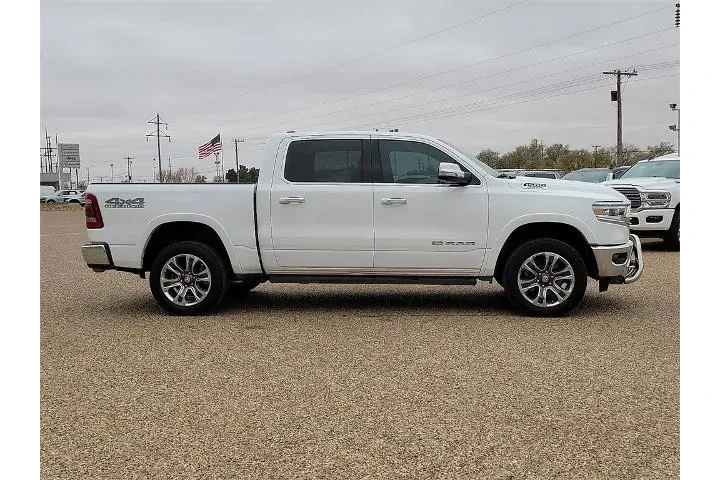 $31243 : Ram 1500 2020 4x4 Laramie Lo image 6