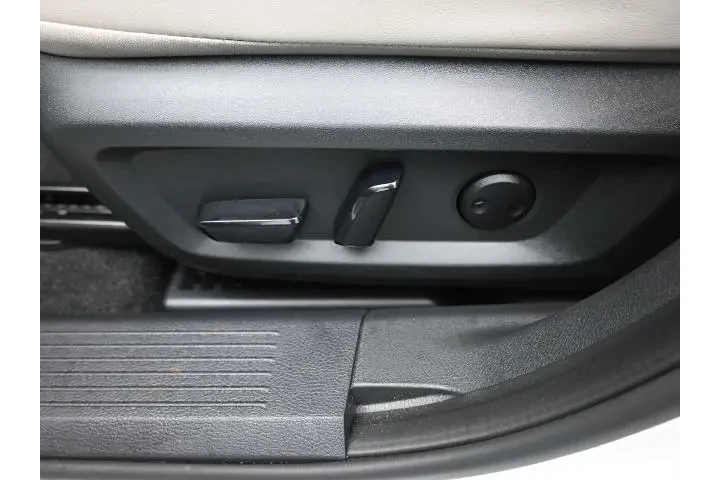 $23991 : Nissan Rogue 2023 SV 4dr Cro image 7