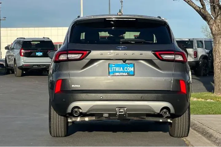 $28995 : Ford Escape Plug-In Hybrid 2 image 7