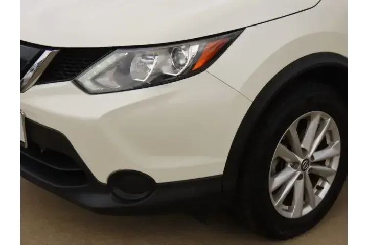 $14911 : Nissan Rogue Sport 2019 S 4d image 3