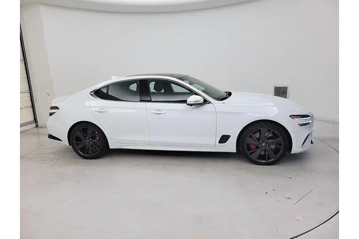 $39998 : Genesis G70 2023 3.3T Standa image 4