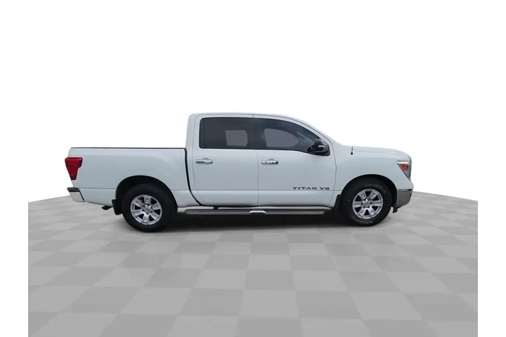$19891 : Nissan Titan 2018 4x2 SV 4dr image 9