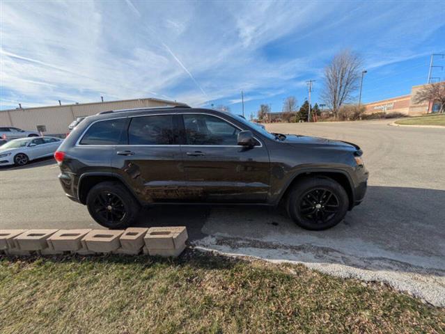 $10990 : 2017 Grand Cherokee Laredo image 7