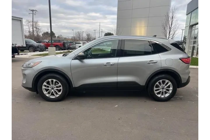 $20296 : Ford Escape 2022 AWD SE 4dr image 8