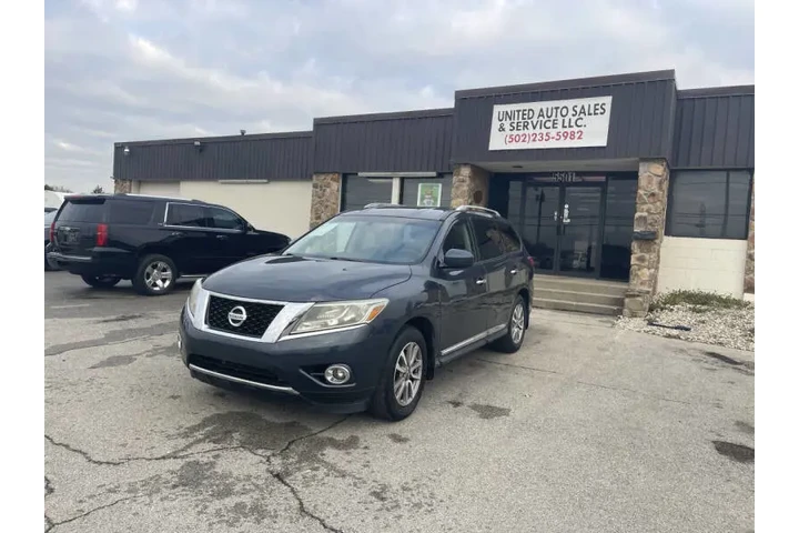 $6850 : 2014 Pathfinder SL image 4