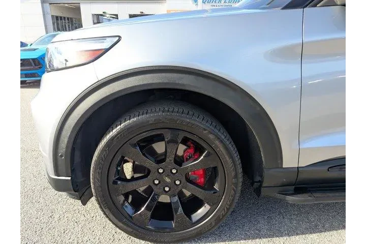 $28495 : Ford Explorer 2021 AWD ST 4d image 10