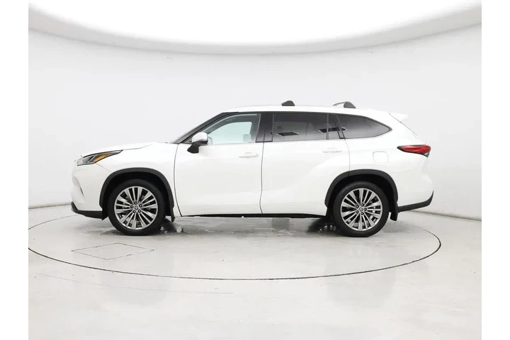 $37998 : Toyota Highlander 2021 AWD P image 3