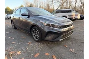 $16999 : Kia Forte 2023 LXS 4dr Sedan thumbnail