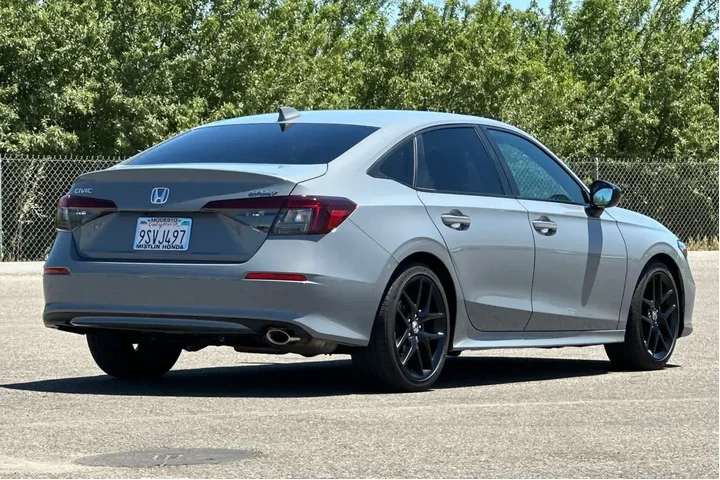 $27981 : Honda Civic 2025 Sport 4dr S image 3