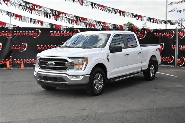 $36566 : F-150 XLT Pickup 4D 5 1/2 ft image 3