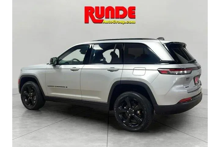 $34985 : Jeep Grand Cherokee 2024 4x4 image 3