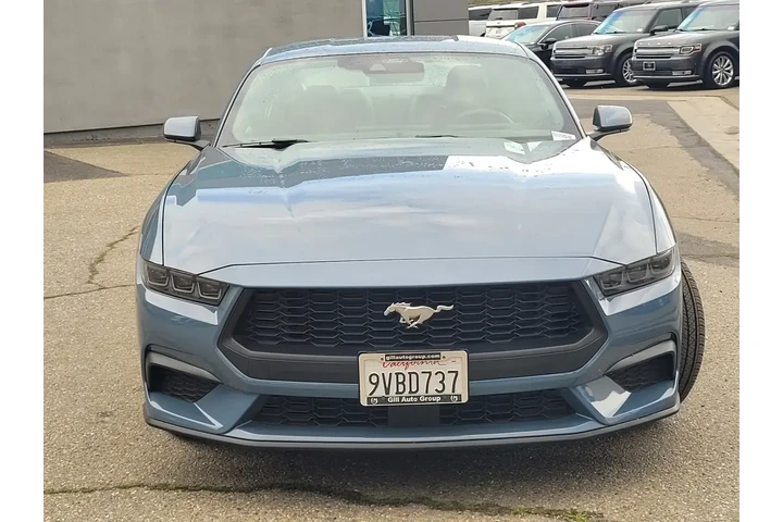 $29999 : Ford Mustang 2025 EcoBoost 2 image 2