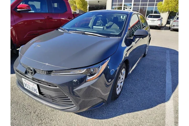 $20340 : Toyota Corolla 2023 LE 4dr S image 1