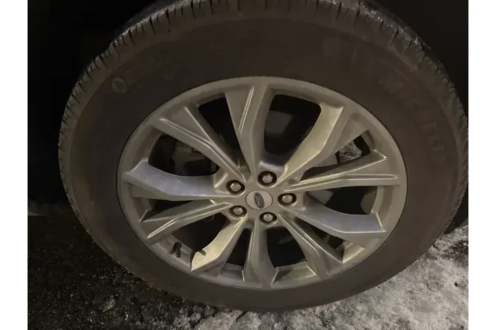 $29157 : Ford Explorer 2022 AWD Limit image 3