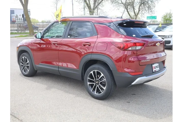 $23577 : Chevrolet Trailblazer 2025 L image 7