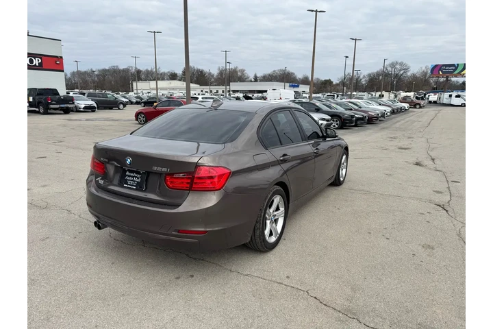 $11950 : 2015 BMW 3 Series 4dr Sdn 328 image 2
