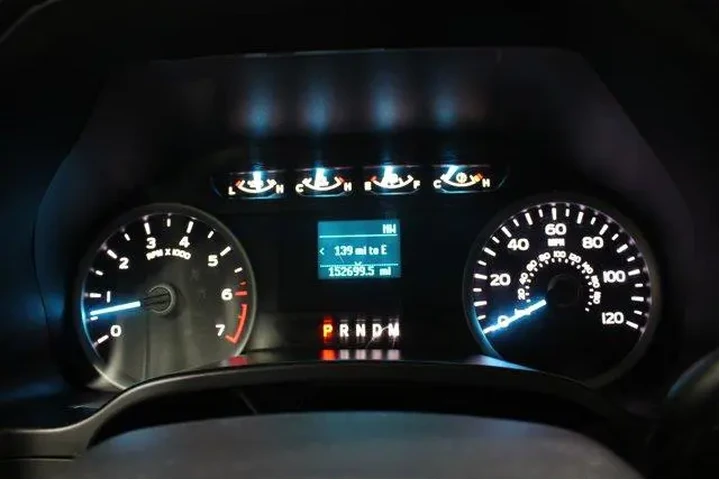 $25982 : Ford F-150 2019 4x4 XLT 4dr image 5