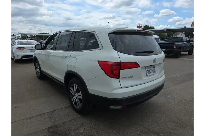 $18900 : Honda Pilot 2017 EX-L 4dr SU image 5