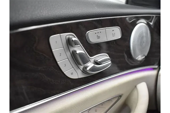 $23338 : Mercedes-Benz E-Class 2020 A image 6