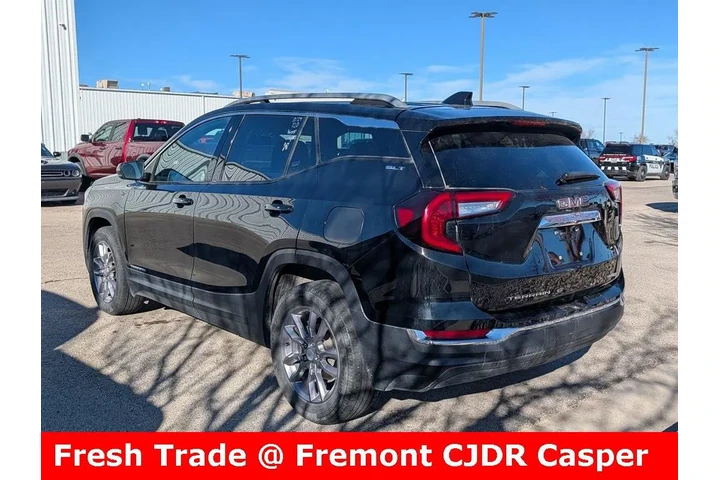 $24995 : GMC Terrain 2024 AWD SLT 4dr image 2