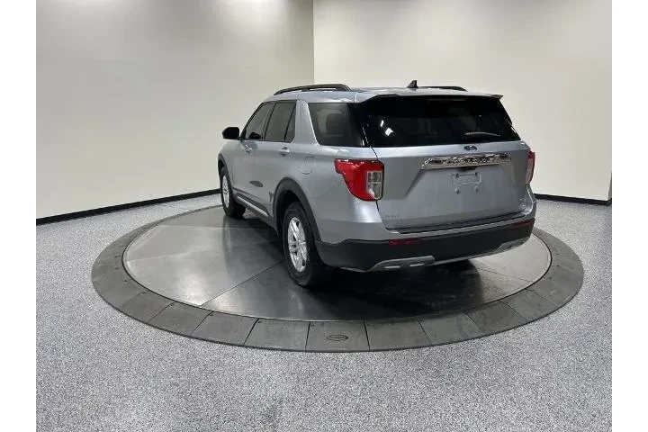 $32998 : Ford Explorer 2023 AWD XLT 4 image 7