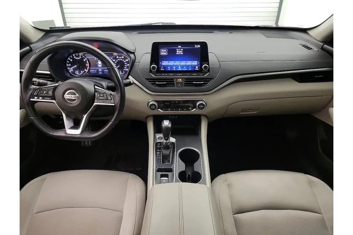 $15998 : Nissan Altima 2019 2.5 SV 4d image 9
