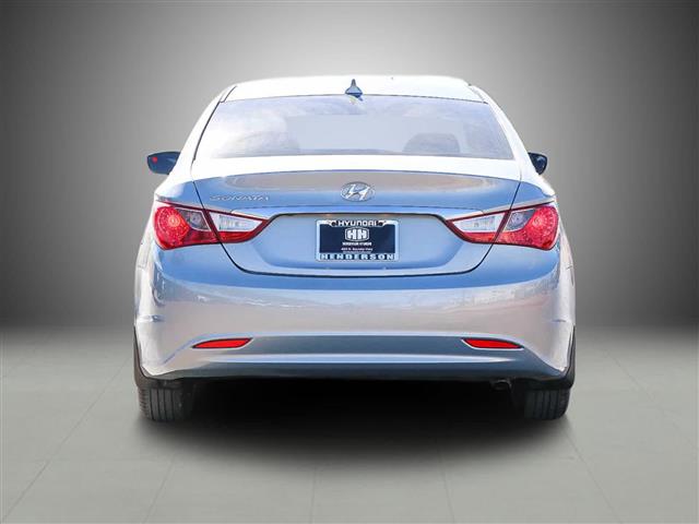 $11995 : Pre-Owned 2012 Hyundai Sonata image 6