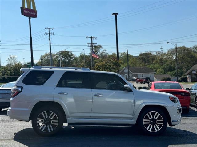 $28495 : 2016 4Runner Limited image 6