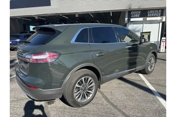 $29326 : Lincoln Nautilus 2022 AWD St image 5