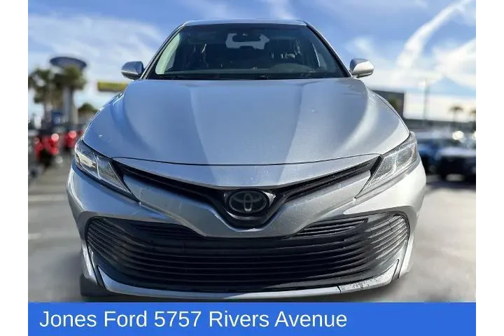$14049 : Toyota Camry 2018 LE 4dr Sed image 3