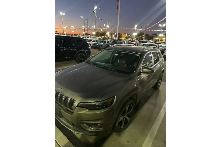 $15628 : Jeep Cherokee 2019 4x4 Limit image 10
