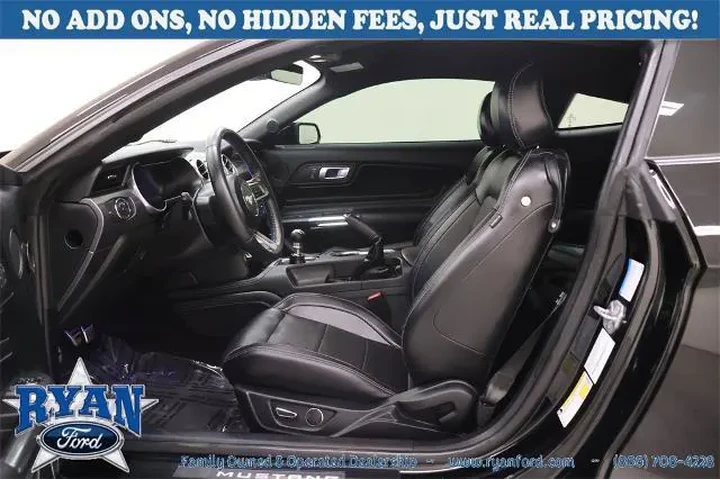 Ford Mustang 2019 GT Premium image 8